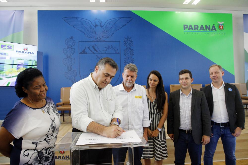 Governo do Estado distribui mais de R$ 104 milhões em obras e reformas para municípios - Foto: Albari Rosa/SESA