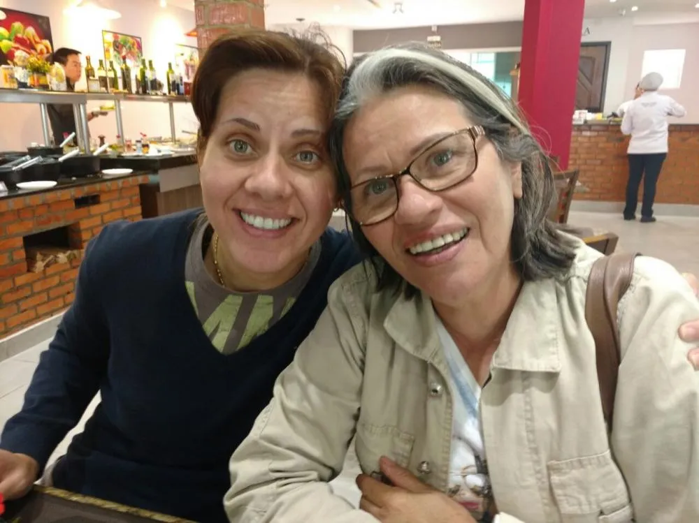 Edir de Fátima Amantino e sua filha, Gisele Amantino. Foto: Arquivo Pessoal