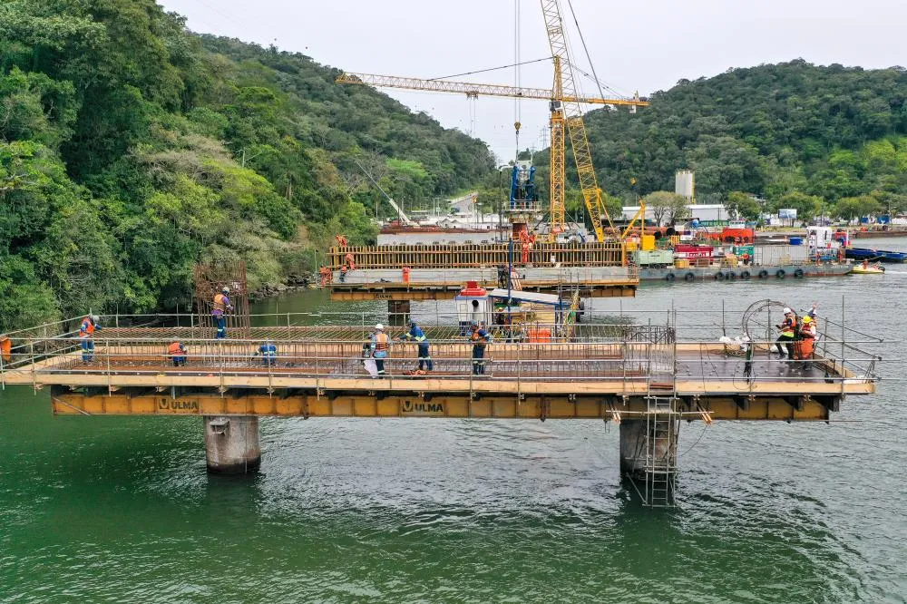 Construção da ponte avança e chega a 22.6% de execução. Foto: Gabriel Rosa/AEN