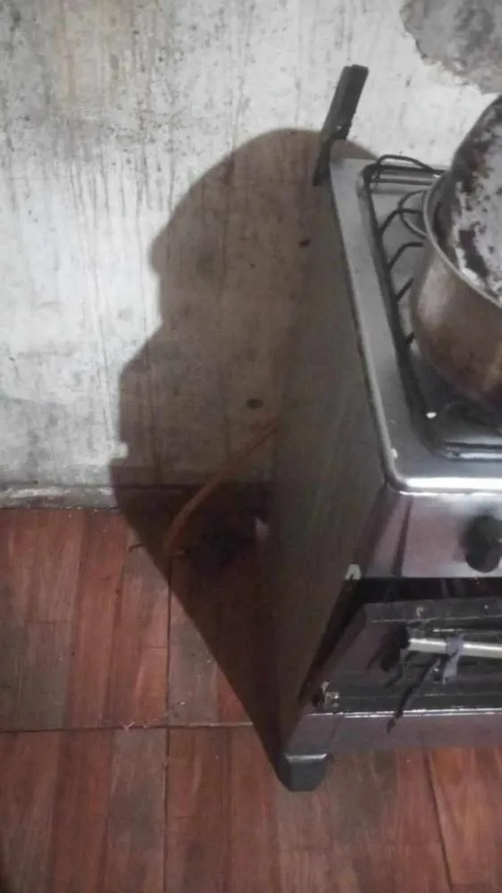 Imagem do local onde deveria estar o gás de cozinha na residência. Foto: Arquivo Pessoal