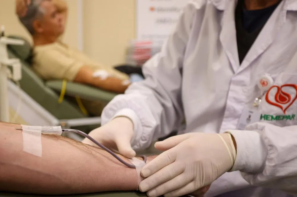 Hemepar faz alerta para doação de sangue antes das festas de fim de ano Foto: Gilson Abreu/AEN