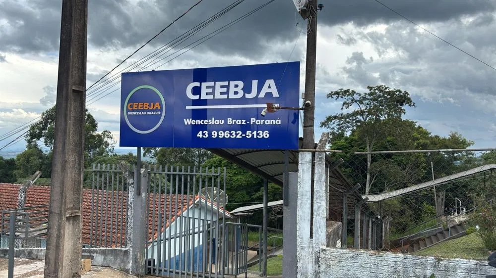 Frente do CEEBJA em Wenceslau Braz. Foto: Divulgação