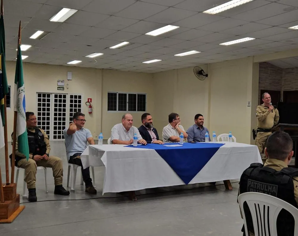 Cerimônia foi realizada na última quinta-feira (19). Foto: Divulgação/PMPR