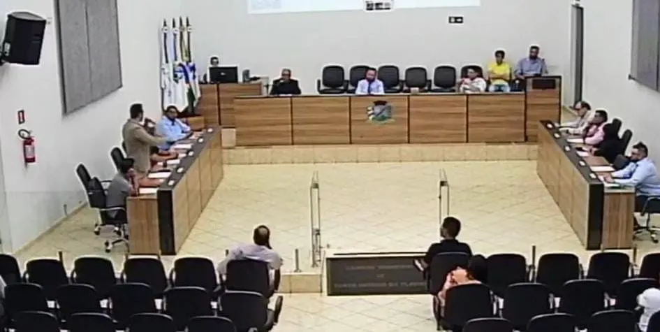 Sessão foi realizada na última segunda-feira (10). Foto: Divulgação