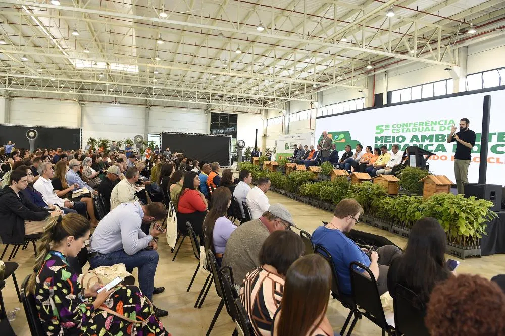 Depois da conferência estadual, Paraná vai levar à Conferência Nacional do Meio Ambiente 20 propostas para mitigar os efeitos das mudanças climáticas. Foto: Denis Ferreira Netto/SEDEST-PR