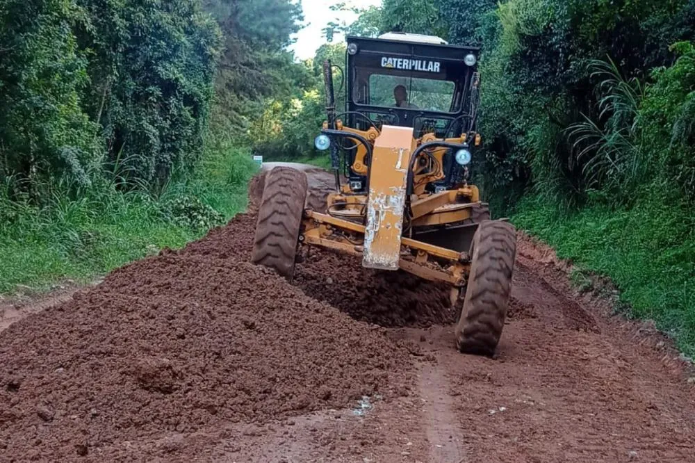 Conservação de 294,9 km de estradas rurais tem propostas de R$ 19 milhões. Foto: DER-PR