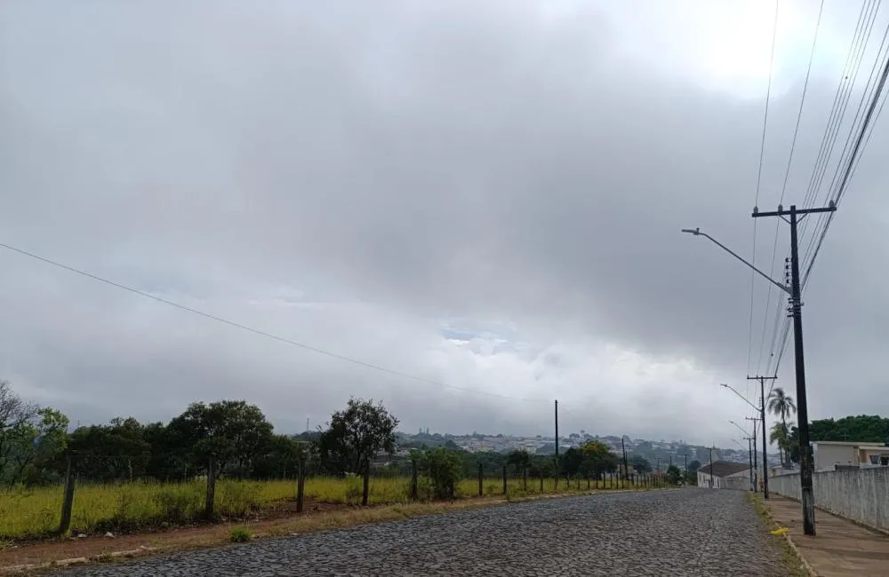 Foto tirada durante uma manhã de frio em Wenceslau Braz. Foto: Davi Martins/Folha Extra