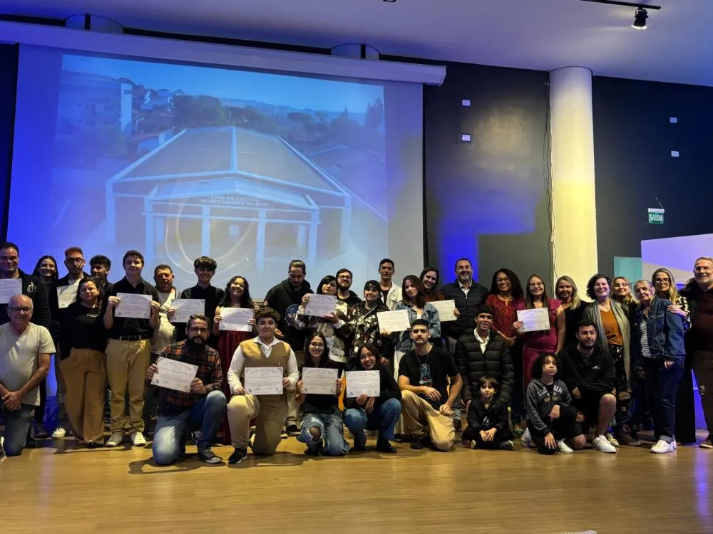 Certificados foram entregues no último sábado (05). Foto: Divulgação