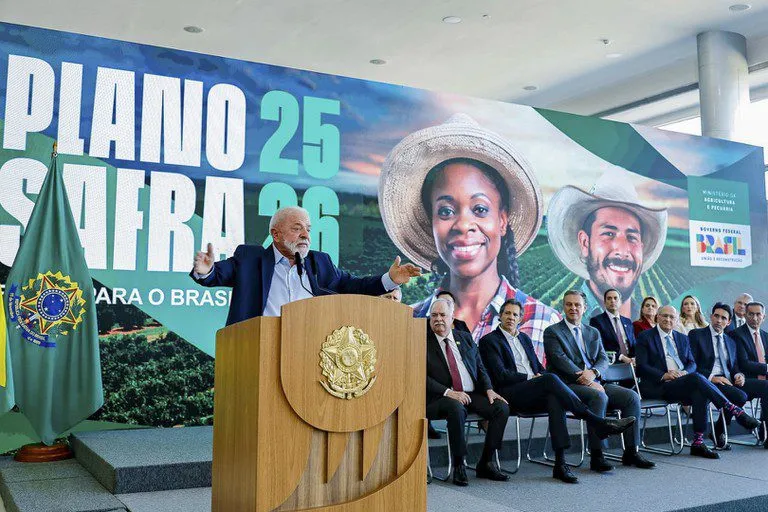 “Queremos apenas diminuir os privilégios de alguns para dar um pouco de direito para os outros”, disse o presidente. Foto: Agência Gov