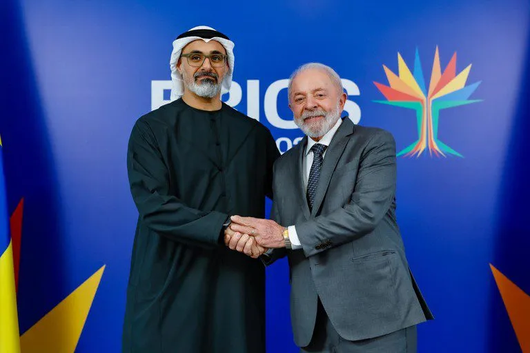 O presidente reiterou o interesse brasileiro em atrair investimento direto estrangeiro, destacando oportunidades nos setores de energias renováveis, mineração, petroquímico, comunicações satelitais, cabos submarinos e manufaturas. Foto: Agência Gov