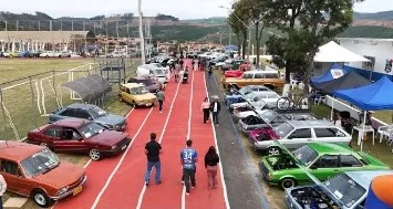 Encontro reuniu dezenas dos modelos mais clássicos. Foto: Grupo Velhos Guerreiros