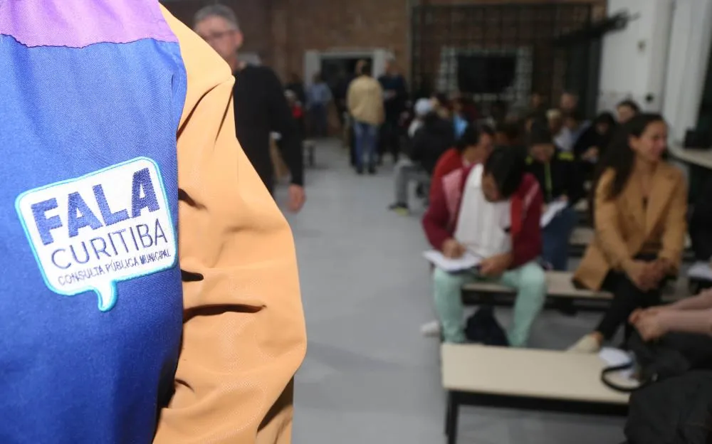 Curitiba entra na reta final da votação do Fala Curitiba 2025, que segue até sexta-feira (15) pela internet ou nas unidades itinerantes do Fala Móvel. Foto: Prefeitura Municipal de Curitiba