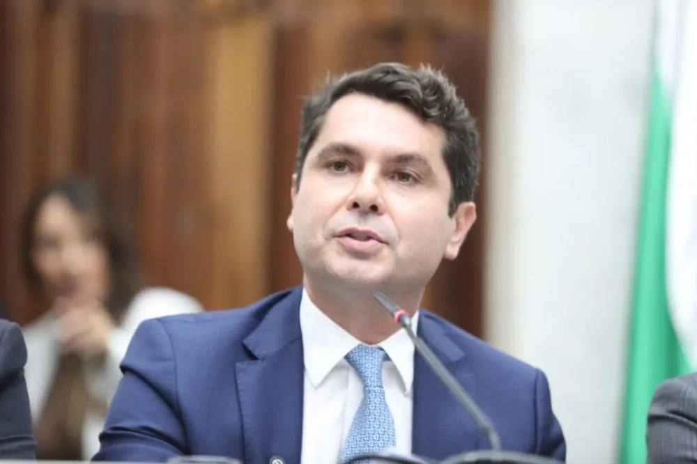“É uma decisão importante para os paranaenses e para o desenvolvimento do nosso estado”, afirmou o presidente da Assembleia Legislativa, deputado Alexandre Curi (PSD). Foto: Ilustrativa/Internet