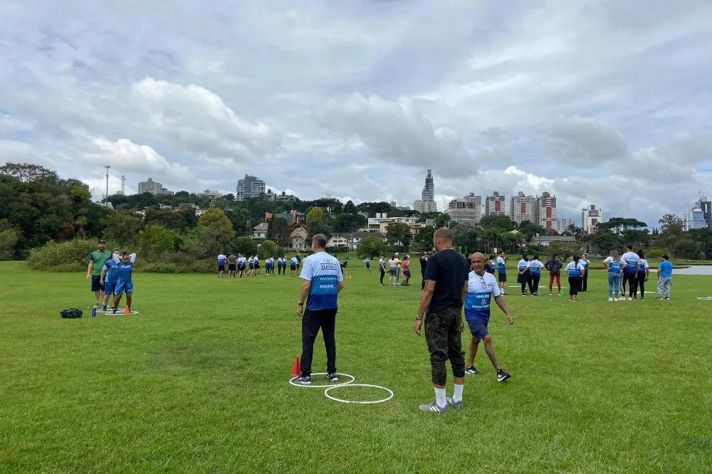 Mais de mil professores recebem capacitação para inclusão de alunos autistas no esporte. Foto: SEES-PR