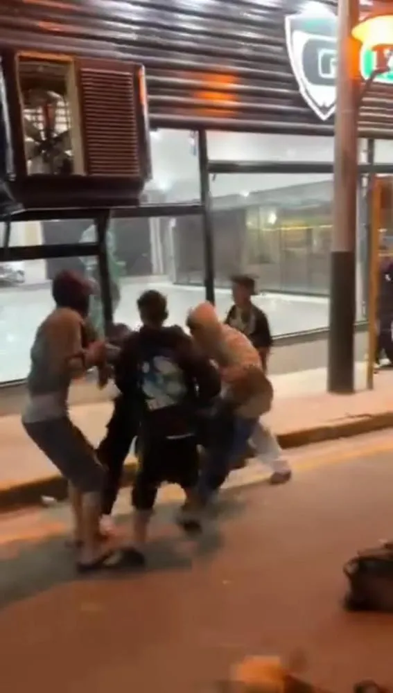 Pai conseguiu identificar o filho entre os agressores, e achou que ele não deveria ficar impune. Foto: Divulgação