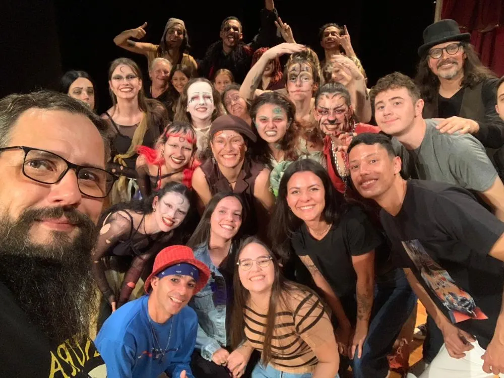  Estava intimado a participar do Fórum de Cooperação para Grupos de Teatro do Norte do Paraná e Sul de São Paulo (FORTEA PR-SP). Foto: Flávio Mello