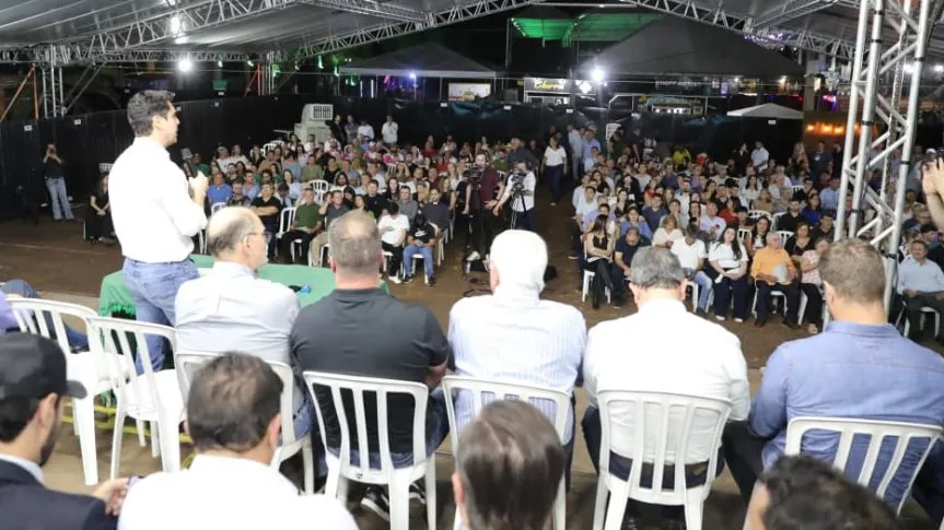 Sessão Especial ocorreu na noite desta quinta-feira (4), durante a Expoban 2025. Foto: Valdir Amaral/Alep