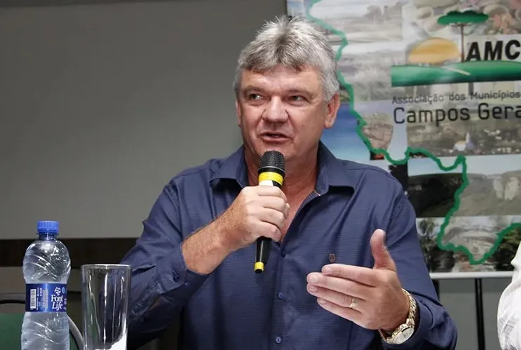 Juca Sloboda, prefeito de Jaguariaíva, estará no encontro ao lado da prefeita de Imbaú, Dayane Sovinski, e Rita Araújo, de Telêmaco Borba. Foto: Reprodução