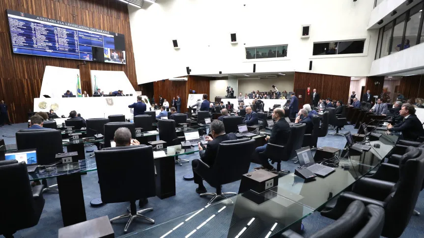 O texto aprovado nas sessões ordinárias desta terça-feira (16) determina a redução da alíquota de 3,5% para 1,9% a partir de 2026. Foto: Orlando Kissner/Alep