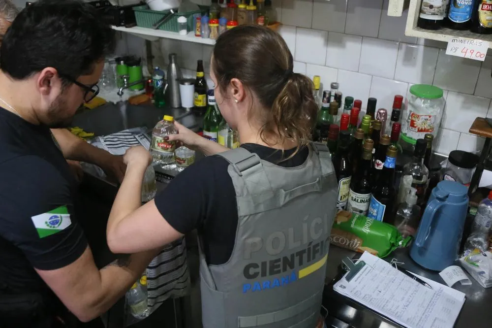 Equipes estão realizando operações de fiscalização e conscientização para evitar mais casos no Estado. Foto: Valquir Kiu Aureliano/Prefeitura de Curitiba