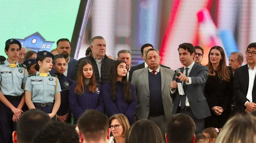 A Assembleia destinará R$ 70 milhões de recursos da economia dos 54 deputados e deputadas estaduais. Foto: Rogério Machado/Alep