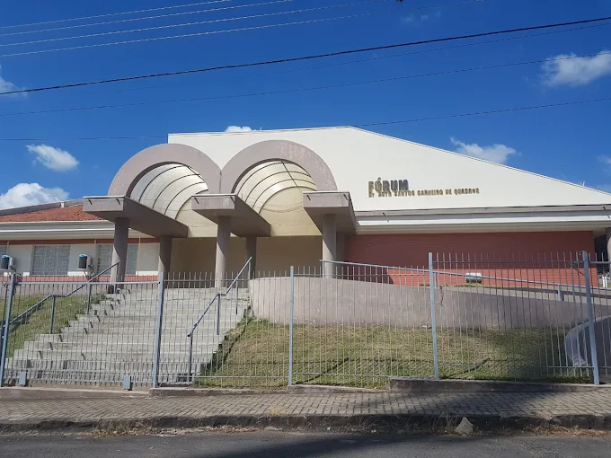 Palestra acontecerá no Tribunal do Fórum de Tomazina. Foto: Divulgação