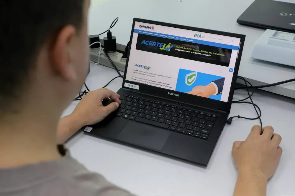 O Governo do Paraná lançou o Acerte Já, novo portal que reúne em um único ambiente todas as ferramentas de consulta, simulação e adesão aos programas de renegociação de dívidas estaduais. Foto: Ari Dias/AEN