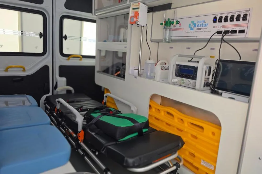 Veículo conta com com desfibrilador, respirador, monitor e outros aparelhos para garantir atendimento de qualidade à população. Foto: Alessandro Vieira/Sesa