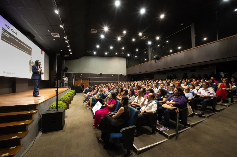 Objetivo é chamar a atenção da sociedade para a urgência de proteger as mulheres e seus direitos. Fotos: Rubens Fraulini/Itaipu Binacional