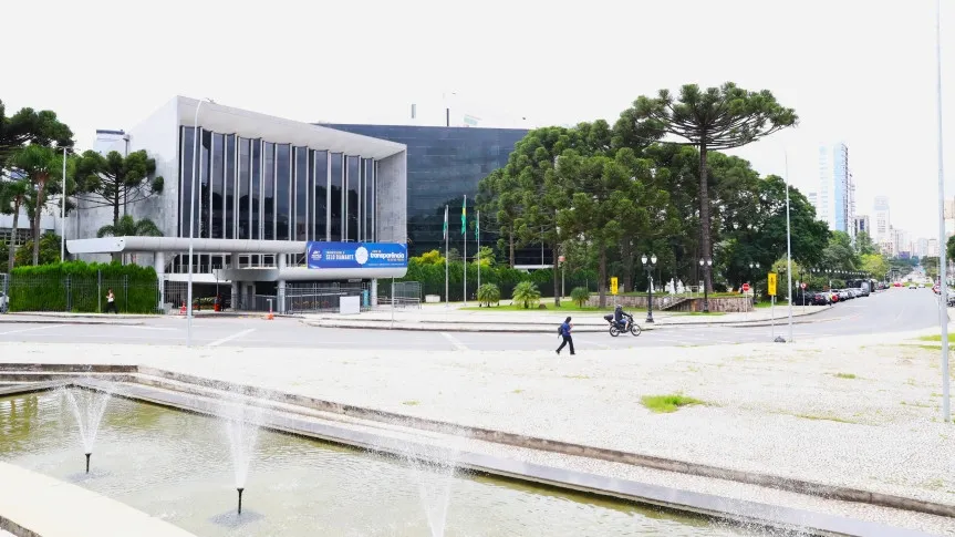 A Assembleia Legislativa do Paraná encerra 2025 com um conjunto expressivo de ações que reforçam o papel institucional do Parlamento. Foto: Valdir Amaral/Alep