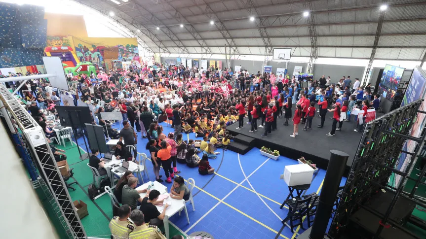 O programa Assembleia nos Bairros se consolidou como uma das maiores ações de aproximação entre o Poder Público e a população da capital. Foto: Valdir Amaral/Alep