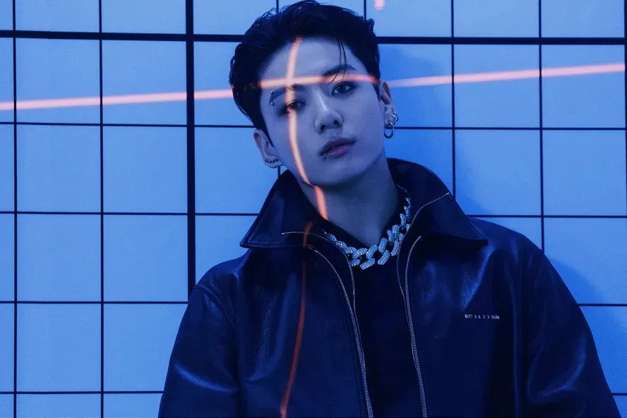 O cantor Jungkook, de 28 anos, integrante do grupo de k-pop BTS. Foto: Divulgação 