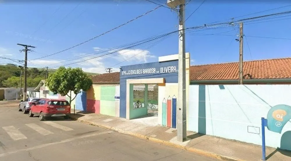 Escola Municipal do Campo Euclides Barbosa de Oliveira. Foto: Google Maps