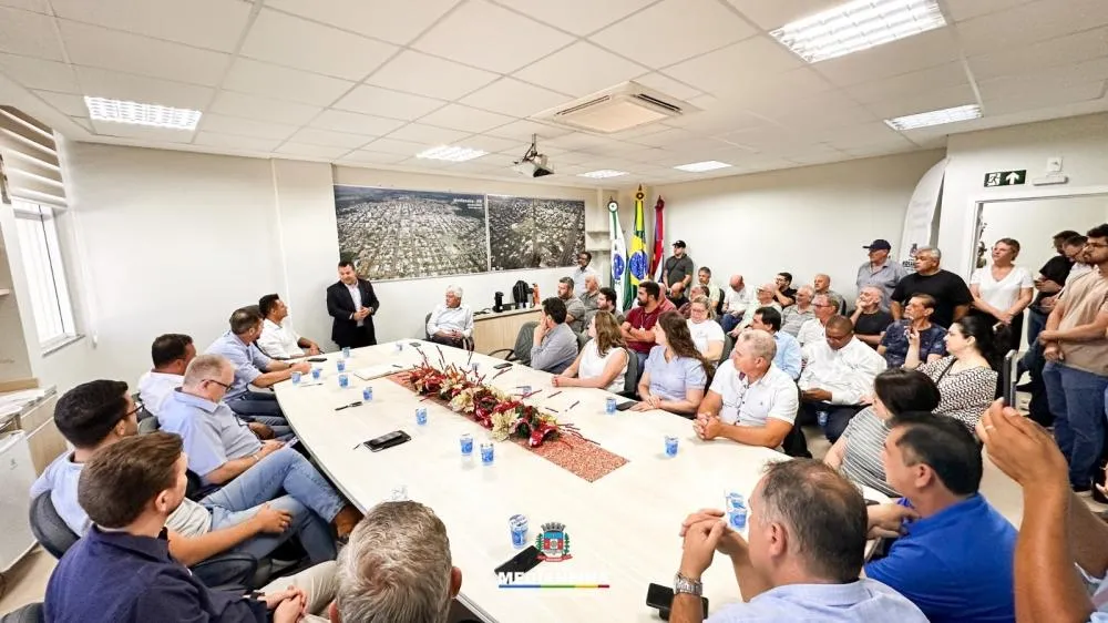 Cerimônia de assinatura da ordem de serviço, em Medianeira. Foto: Divulgação