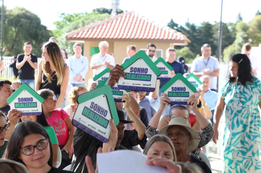 Com atuação em múltiplas frentes, o Casa Fácil vai além da construção de moradias, abrangendo também a regularização fundiária de loteamentos irregulares. Foto: Ari Dias/AEN