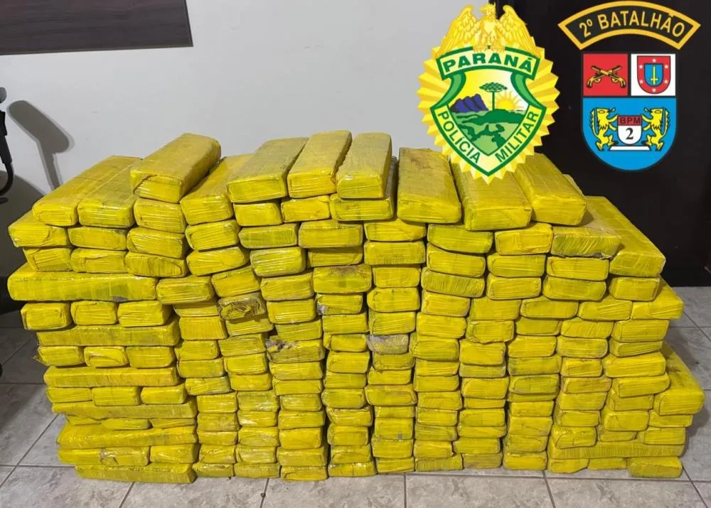 Após a pesagem, a droga totalizou 145,6 quilos. Foto: PMPR