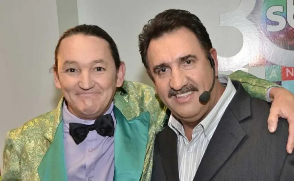 Marquito integra há décadas o elenco fixo do Programa do Ratinho, tornando-se uma das figuras mais reconhecidas do humor popular na TV aberta. Foto Divulgação SBT
