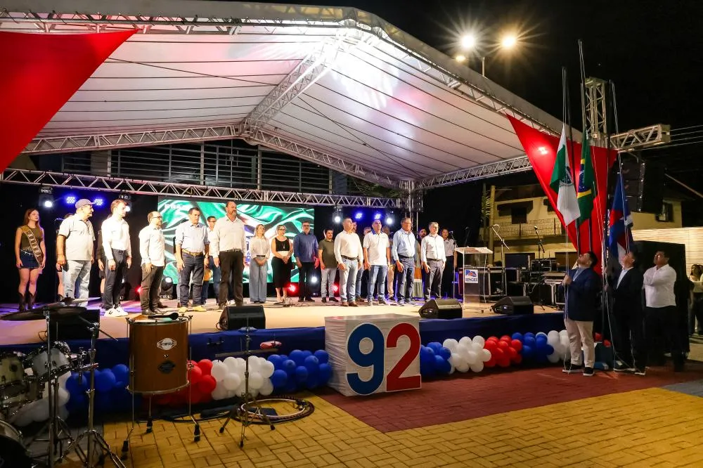 Festival Cultural reuniu cententas de moradores na noite do sábado (28). Foto: Prefeitura de Sengés