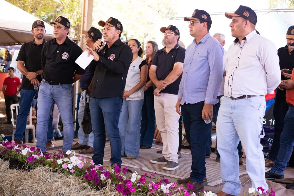 A iniciativa contou com grande participação de agricultores, empresas do setor, autoridades e moradores interessados nas atividades ligadas ao agronegócio. Foto: Prefeitura de Sengés
