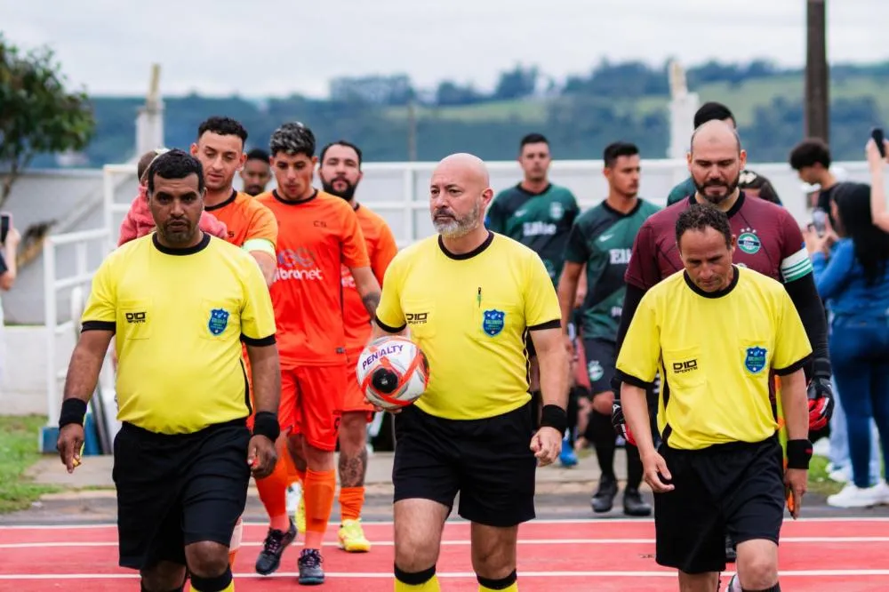 Final do Campeonato Municipal de Futebol de Campo 2025, jogo em que a Elite F.C se consagrou campeã. Foto: Prefeitura de Sengés