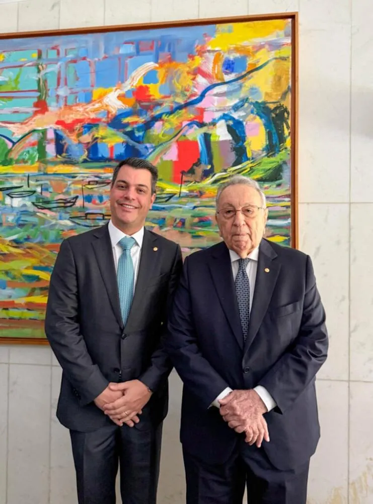Ágide Eduardo Meneguette ao lado do presidente da Confederação da Agricultura e Pecuária do Brasil (CNA), João Martins. Foto: SENAR
