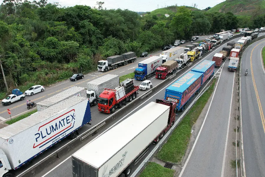 Foto: Wagner Meier/Getty Images - Reprodução/Revista Veja