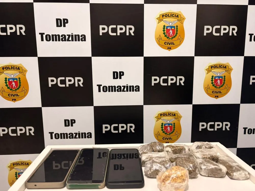 Durante a ação, foram apreendidos 50 gramas de crack e 273 gramas de maconha, além de três aparelhos celulares. Foto: PCPR