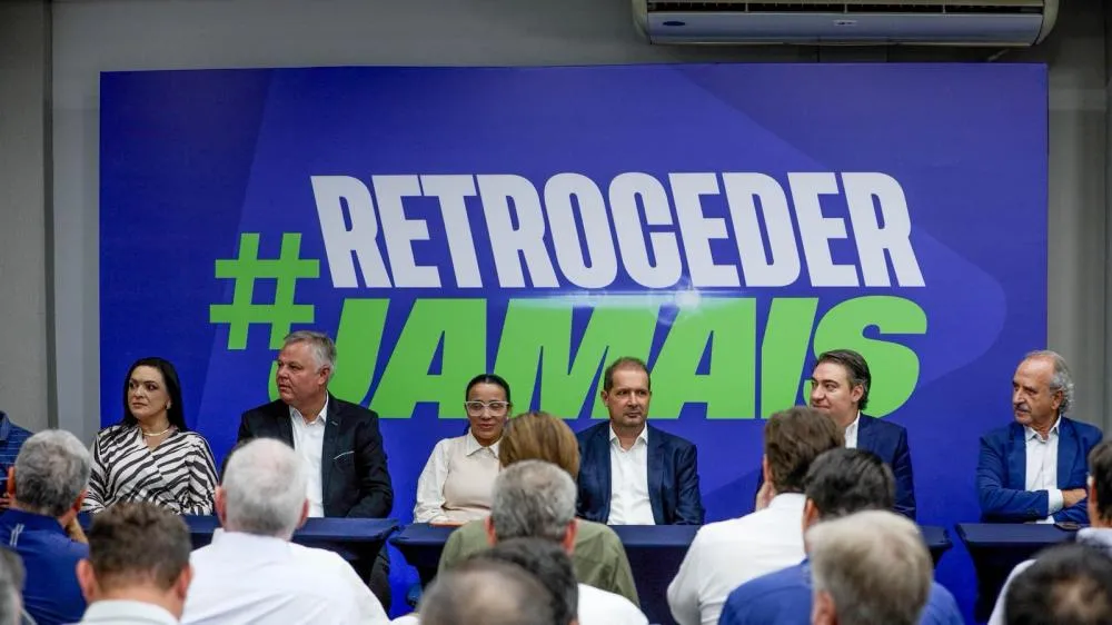 A debandada foi revelada na manhã desta quinta-feira (26) durante coletiva de imprensa em Curitiba. Foto: Assessoria