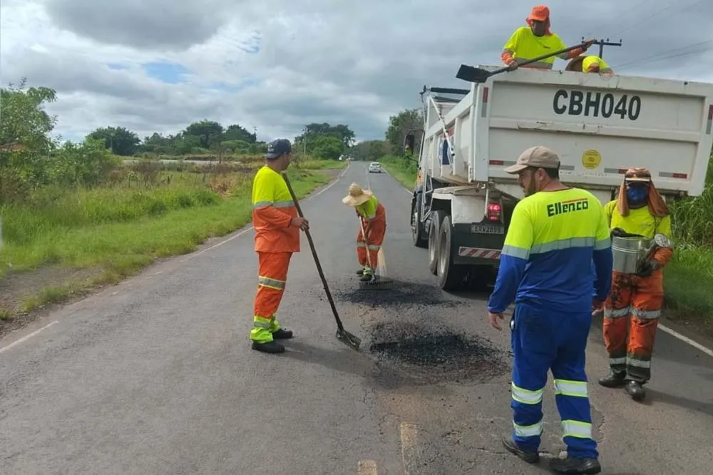 Rodovia entre Carlópolis e Guapirama recebe melhorias no pavimento. Foto: DER