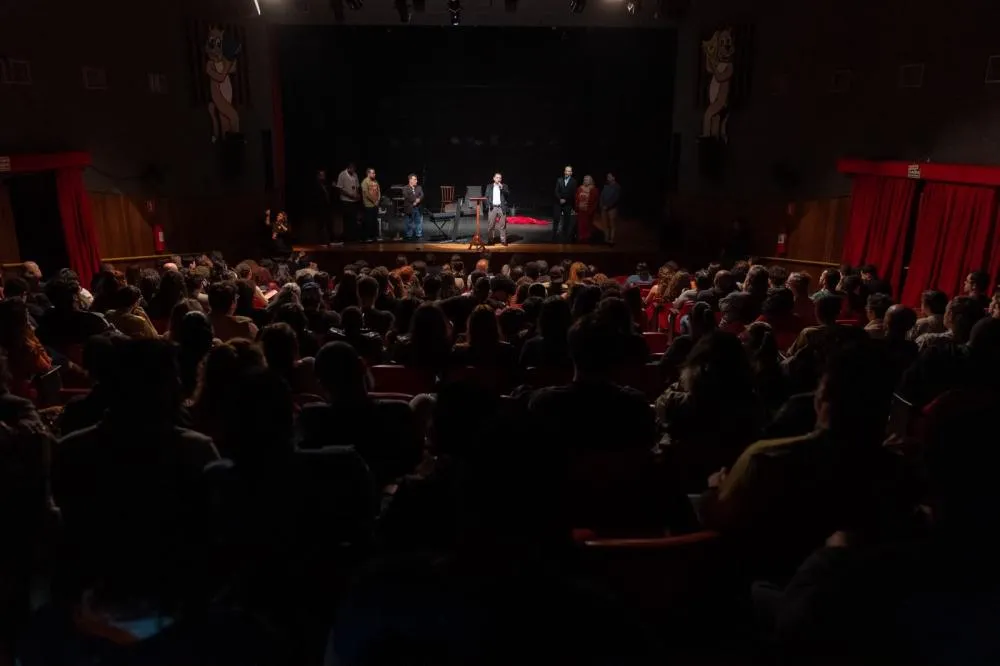 Realizado entre os dias 18 de maio e 1º de junho, o evento reafirmou sua posição como um dos mais importantes festivais de artes cênicas do Norte Pioneiro. Foto: Assessoria