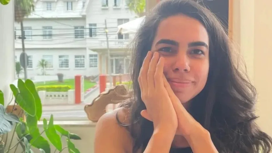 Ana Paula Silveira Cardoso, de 29 anos, moradora de Telêmaco Borba, desapareceu após ser arrastada pela forte correnteza no Salto das Orquídeas. Foto: Redes Sociais