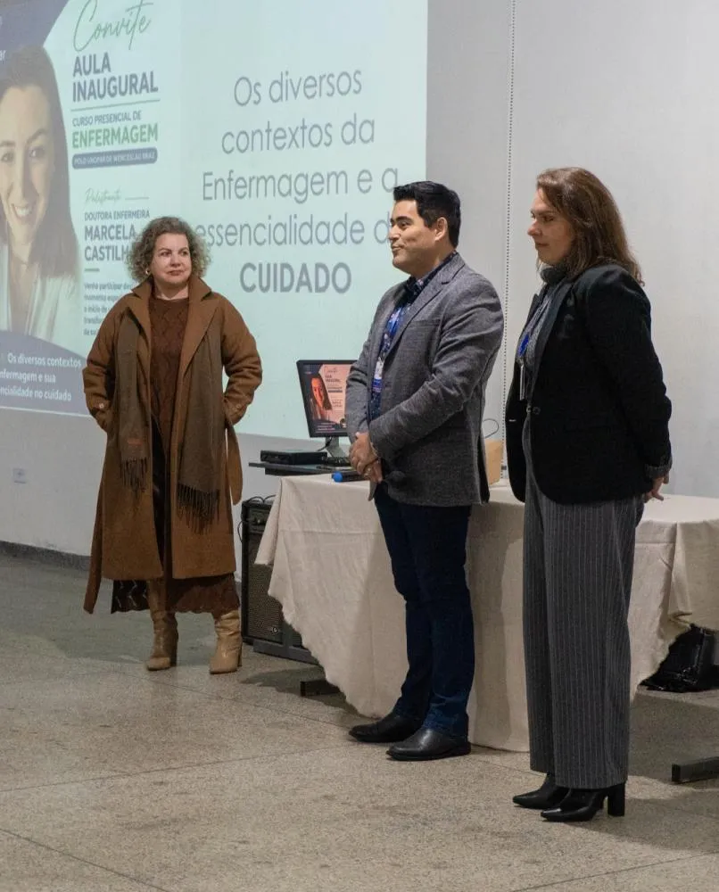 Aula inaugurau aconteceu na noite desta segunda-feira (10). Foto: Unopar