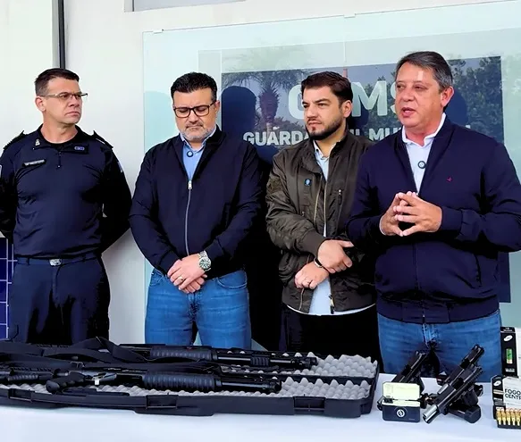 Os investimentos foram apresentados durante cerimônia realizada com a presença de autoridades municipais, integrantes da GCM e representantes da administração. Foto: Prefeitura de Sengés