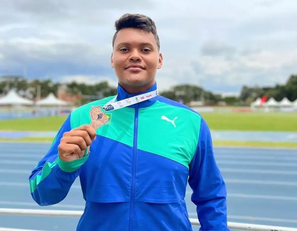Em 2023, Vitor conquistou medalha de bronze na categoria sub-20 do Sul-Americano. Foto: Arquivo Pessoal